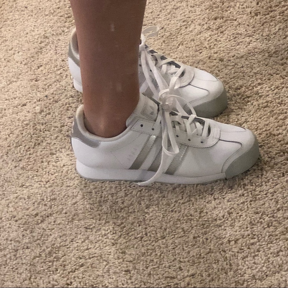 WOMENS adidas Samoa’s